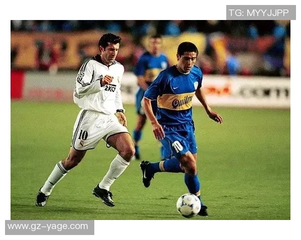 齐达内与里克尔梅的巅峰对决：足球艺术与战术智慧的完美交融