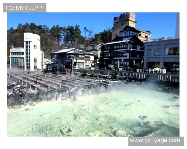 京都与草津厝的温泉文化碰撞与旅游体验深度解析