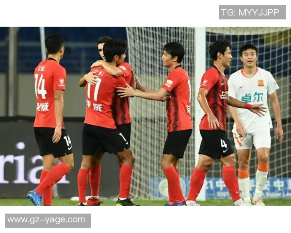 广州排球队战术争议引发热议球迷与专家观点碰撞分析 广州排球队战术争议引发热议球迷与专家观点碰撞分析