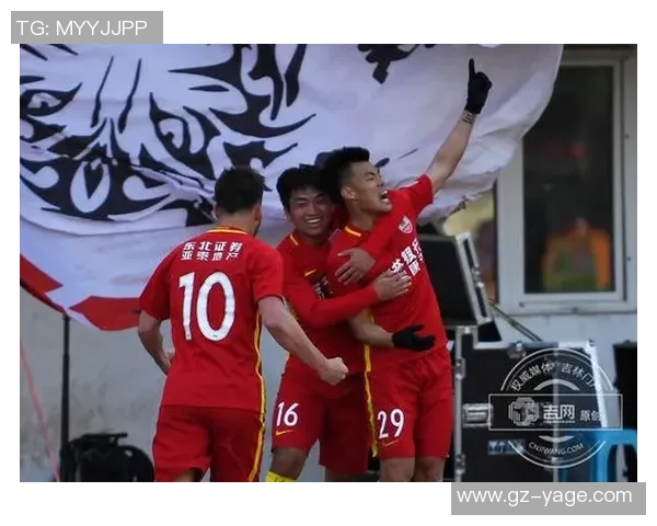 河南建业迎战长春亚泰期待逆袭全力争取主场胜利