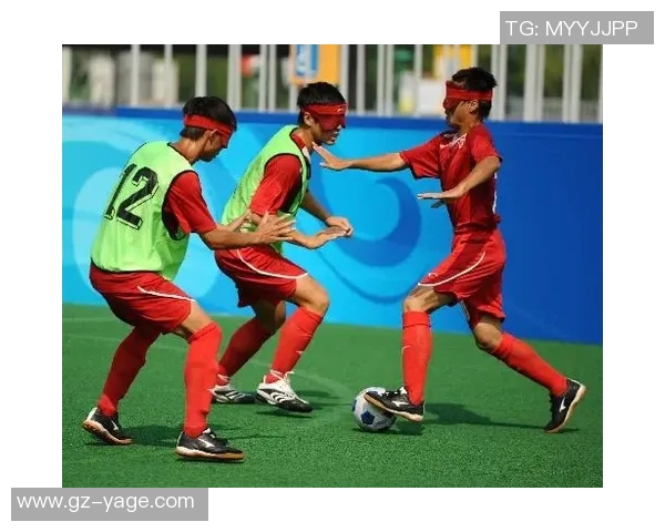 杭州足球队包夹战术的创新与实践分析探讨